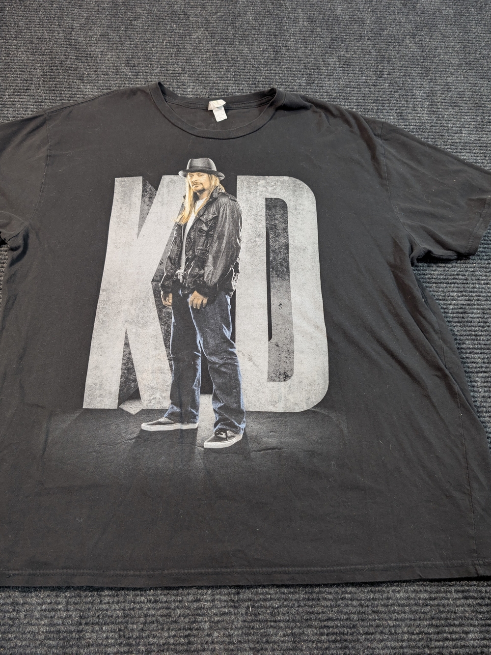 Kid Rock First Kiss Cheap Date 2015 Tour Concert Graphic T-Shirt Black 2XL